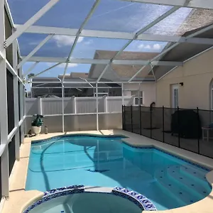 Pool 15 Minutes From Davenport